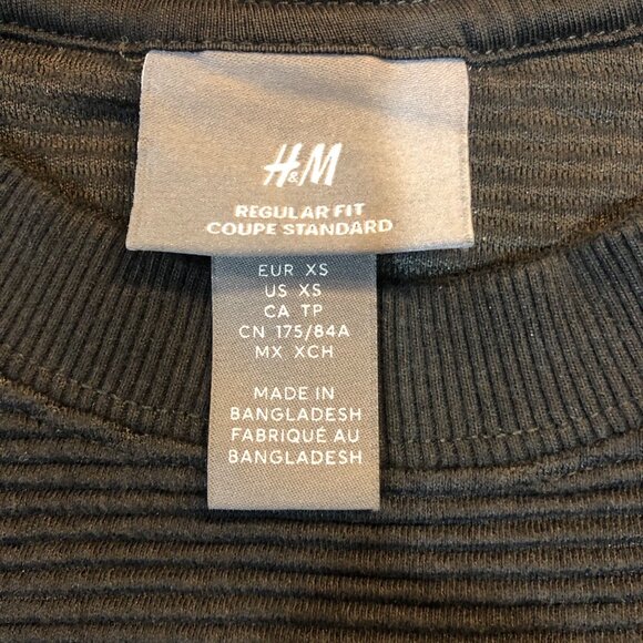 H&M Crewneck Regular Fit Coupe Standard Long Sleeve Textured Sweatshirt Size XS - Picture 5 of 6